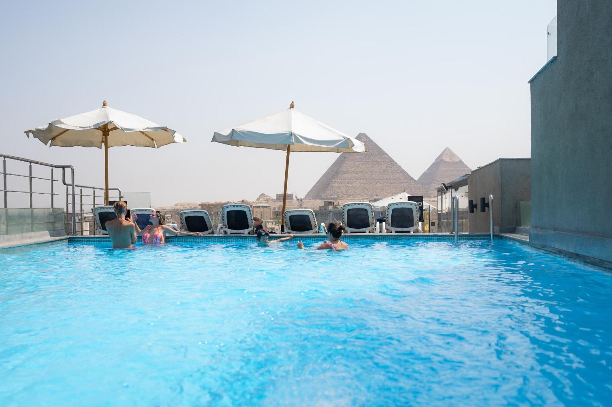New Pyramid Front Hotel Al Kawm al Akhdar Dış mekan fotoğraf